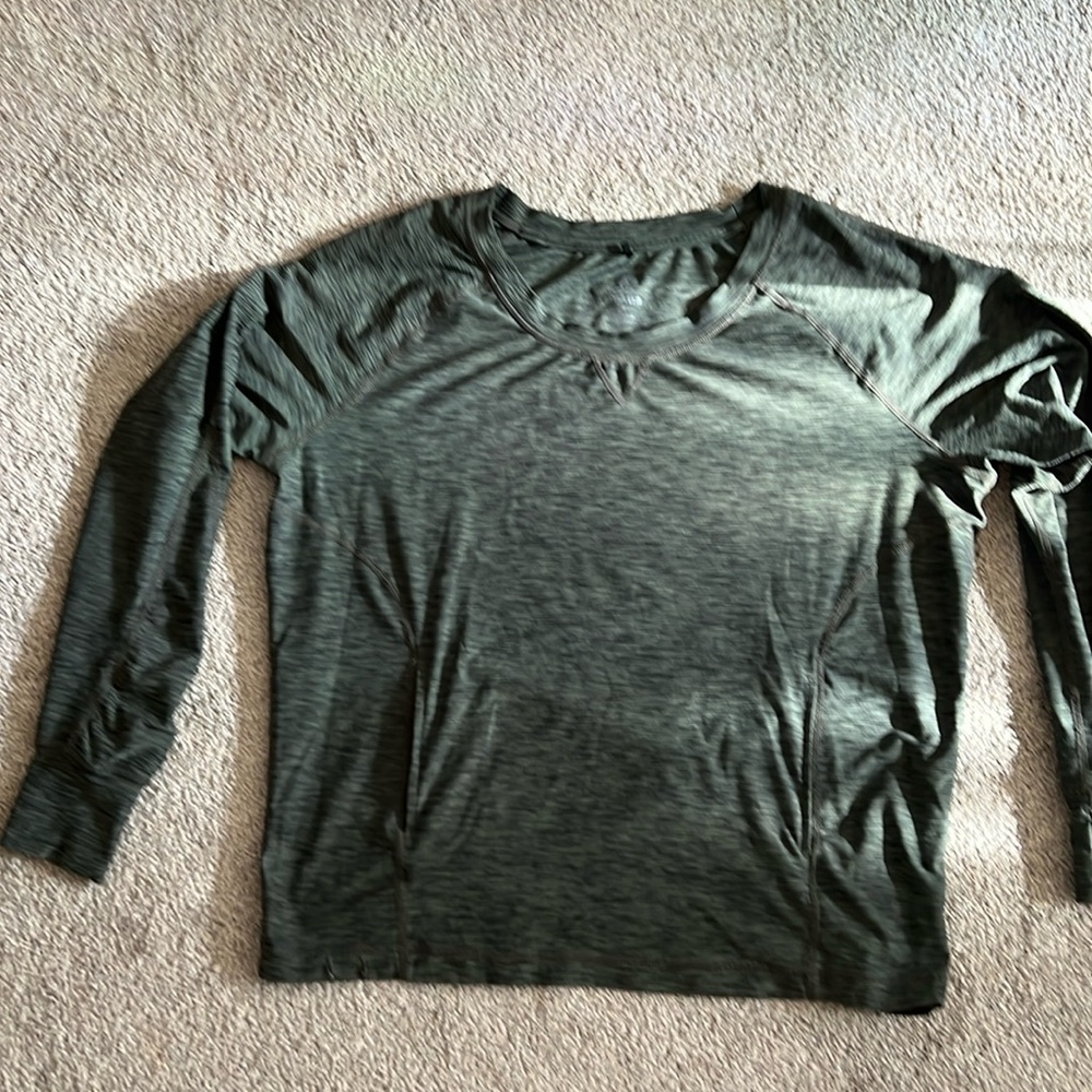 Prana Women's Long Sleeve Top Shirt Active Wear Pockets Thumb Holes Green Small